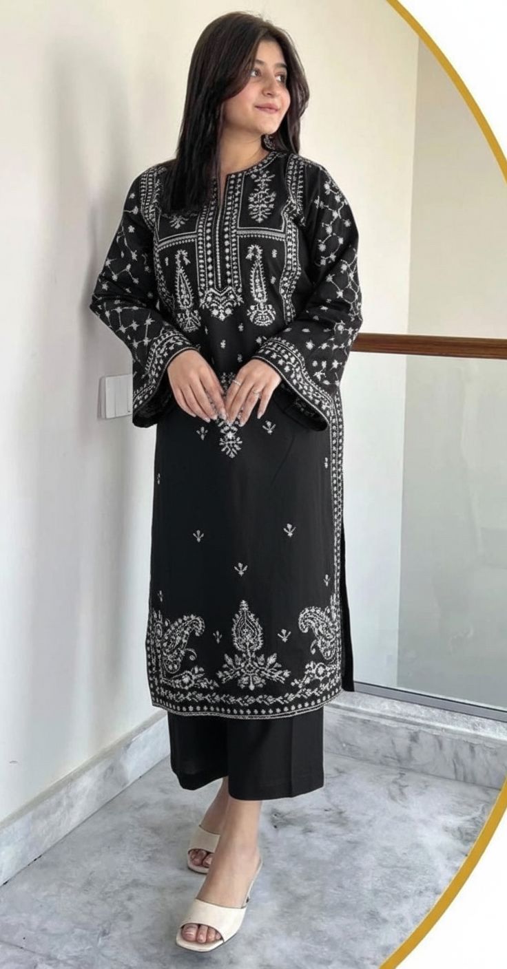 PURE LAWN EMBROIDERED 2PC