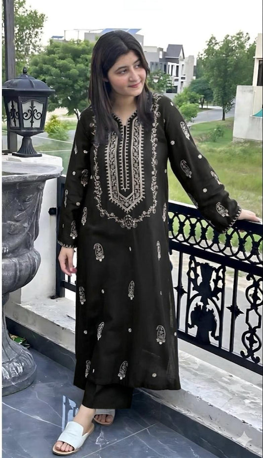 PURE LAWN EMBROIDERED 2PC